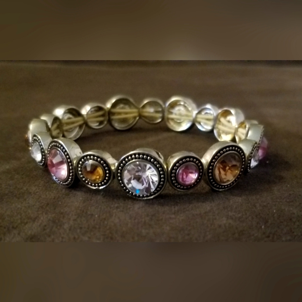 VINTAGE SILVER PLATED MULTI-COLORED BEZEL SET STONE STRETCH BRACELET -FITS 7"-8"